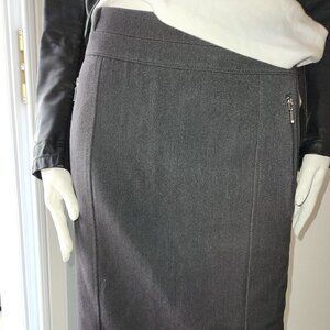 san fransisco dark gray  skirt size 5